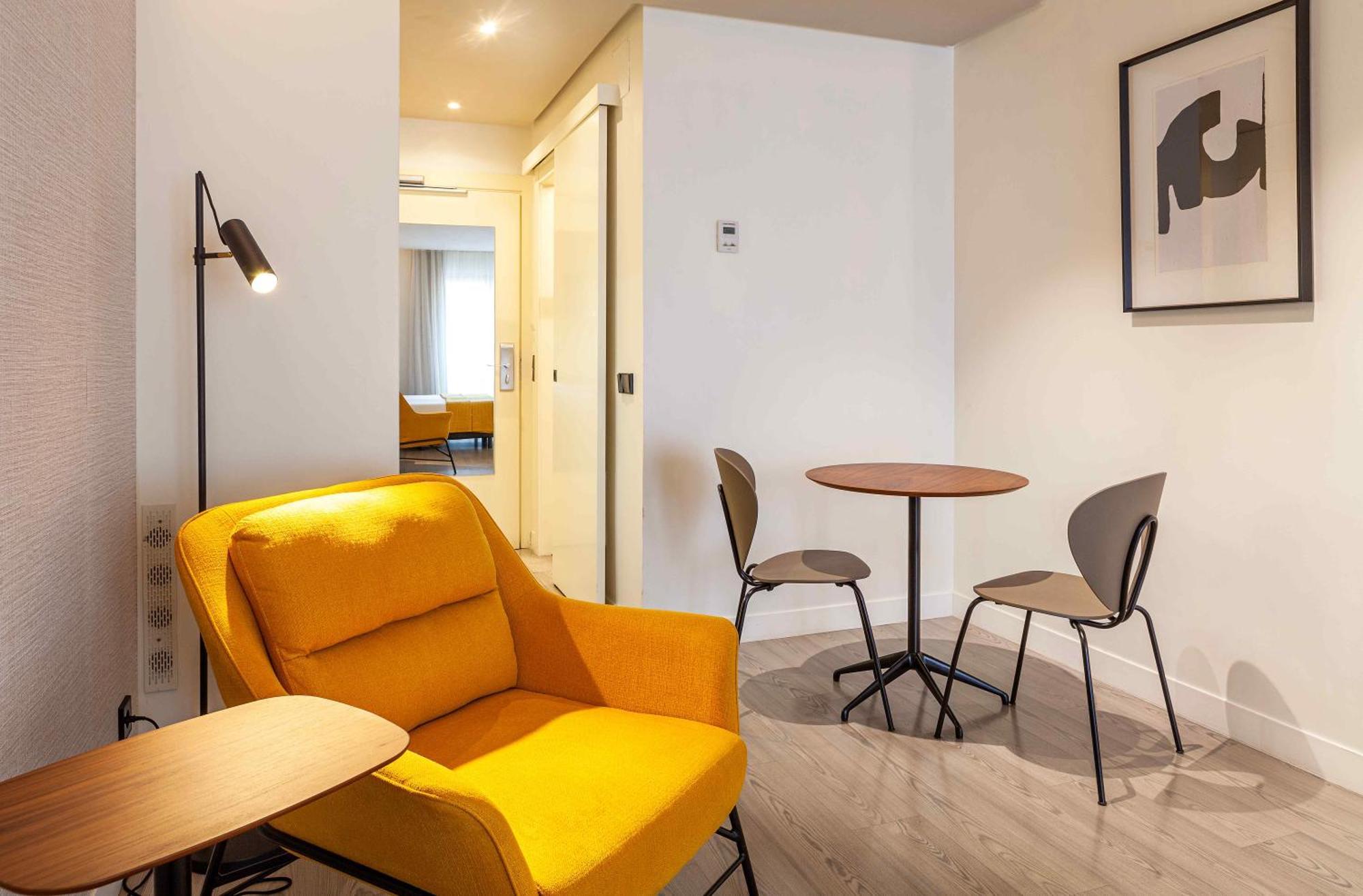 Aparthotel Viena Plaza De Espana 3*