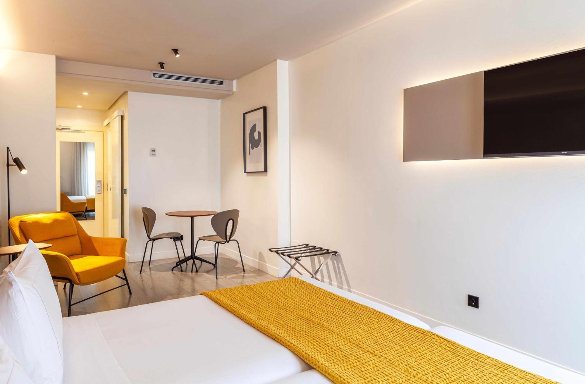 Viena Plaza De Espana Aparthotel